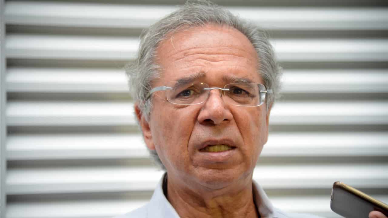 Guedes confirma mais parcelas do auxílio emergencial em caso de 2ª onda de Covid-19