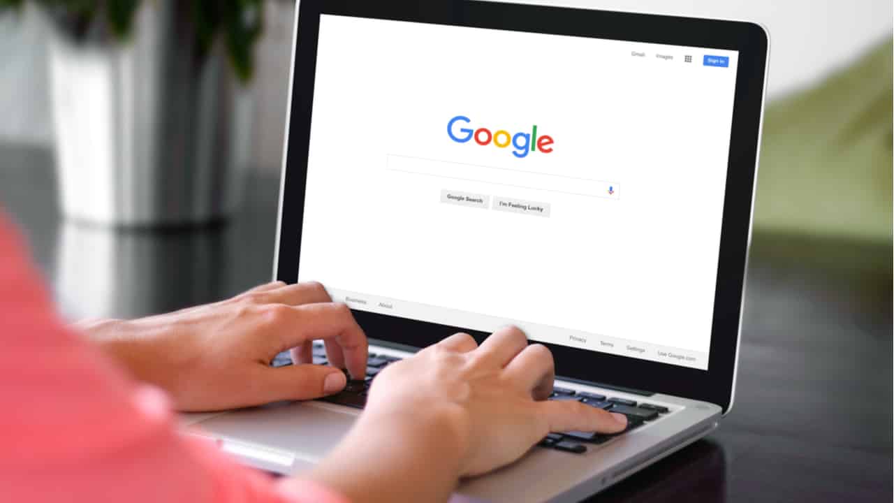 Google oferece capacitação profissional gratuita para mulheres. Saiba mais