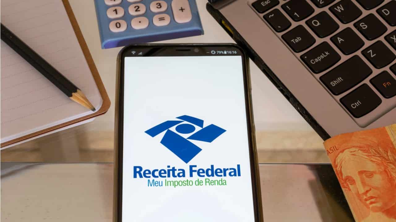 Bolsonaro quer ampliar isenção do IRPF para R$ 3 mil por mês