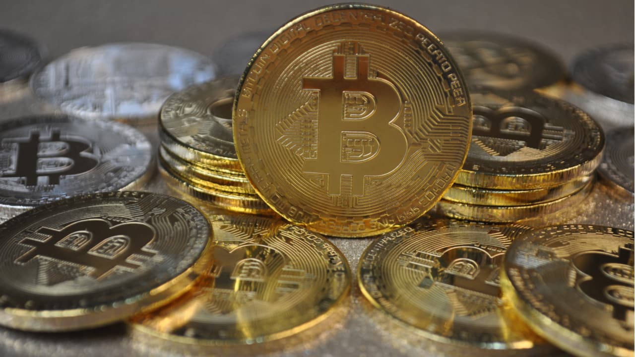 Grandes grupos aumentam suas reservas de criptomoedas em 170%
