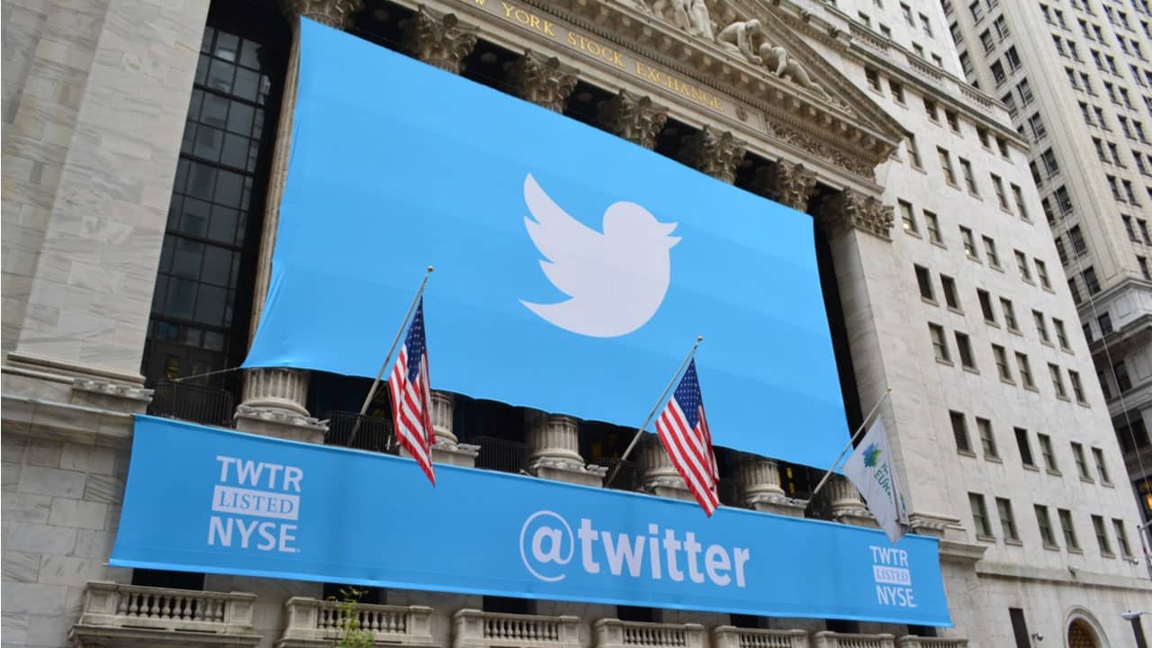 Twitter inicia testes com lojas e vendas diretamente da rede social