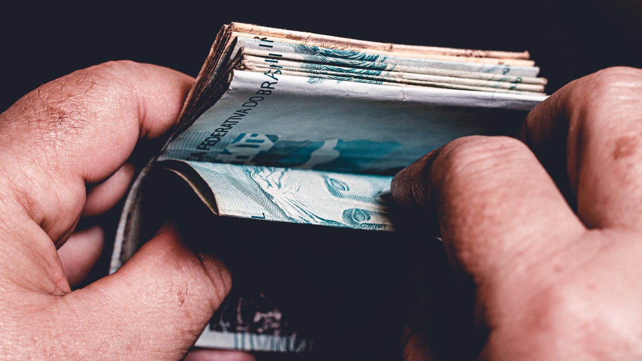 É possível viver de renda de investimentos e ganhar R$ 3 mil por mês?