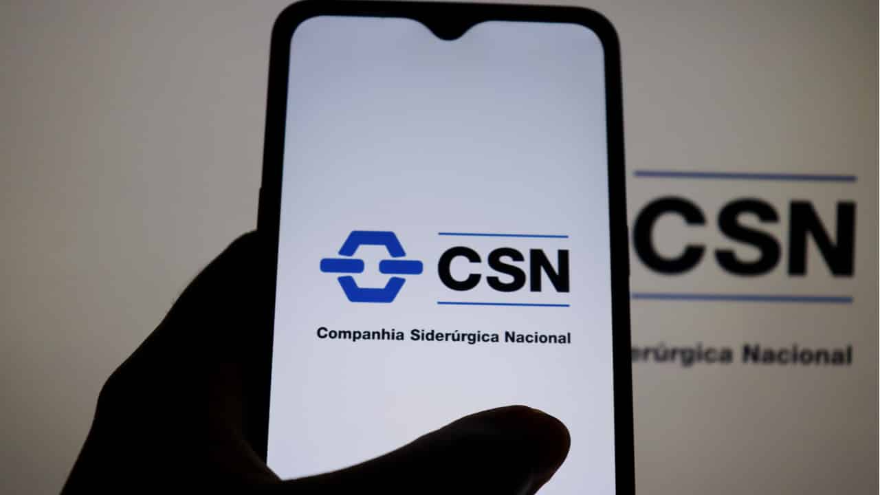 Quais foram os resultados da CSN no 2T21?