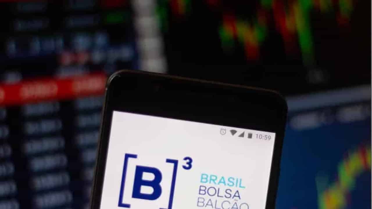 Bolsa Brasileira registra lucro de R$ 1,2 bilhão no 4T21 e anuncia pagamento de dividendos