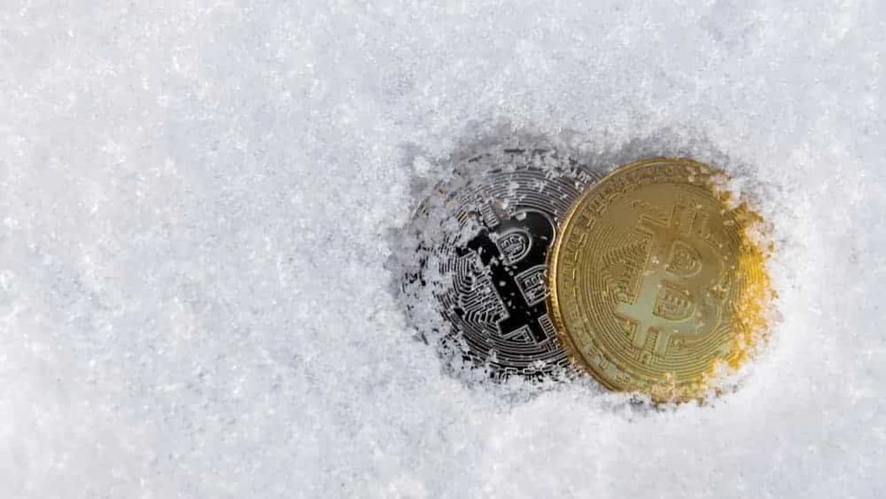 Caídas sucesivas de Bitcoin advierten de un nuevo “invierno criptográfico”