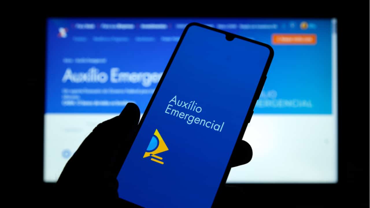 PF faz operação em SP contra fraudes no Auxílio Emergencial