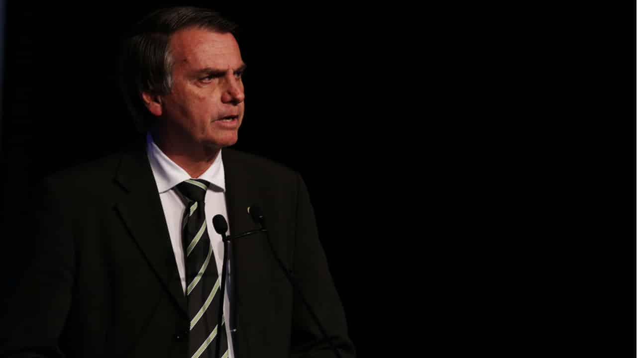 Bolsonaro diz que BC deixará Pix mais seguro; veja como