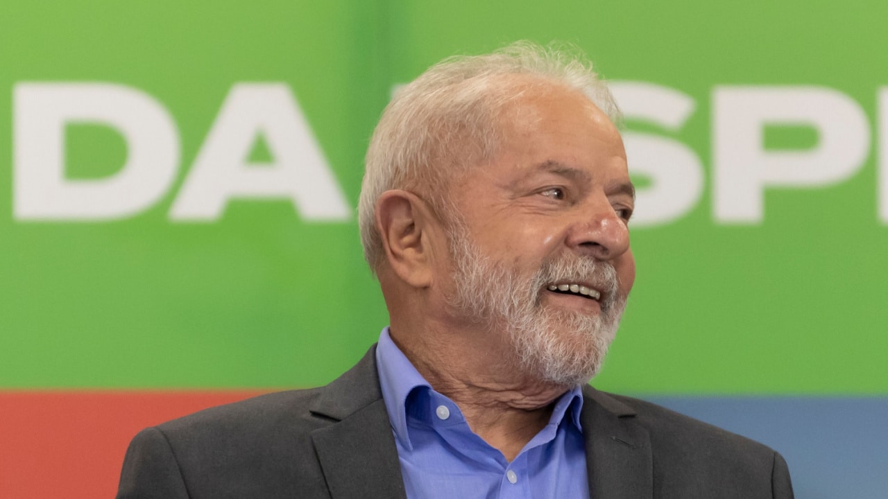 Lula quer reforma tributária e critica deduções do Imposto de Renda