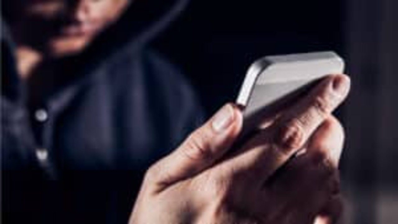 Cuidado! Estes 5 golpes pelo celular estão causando muito estrago