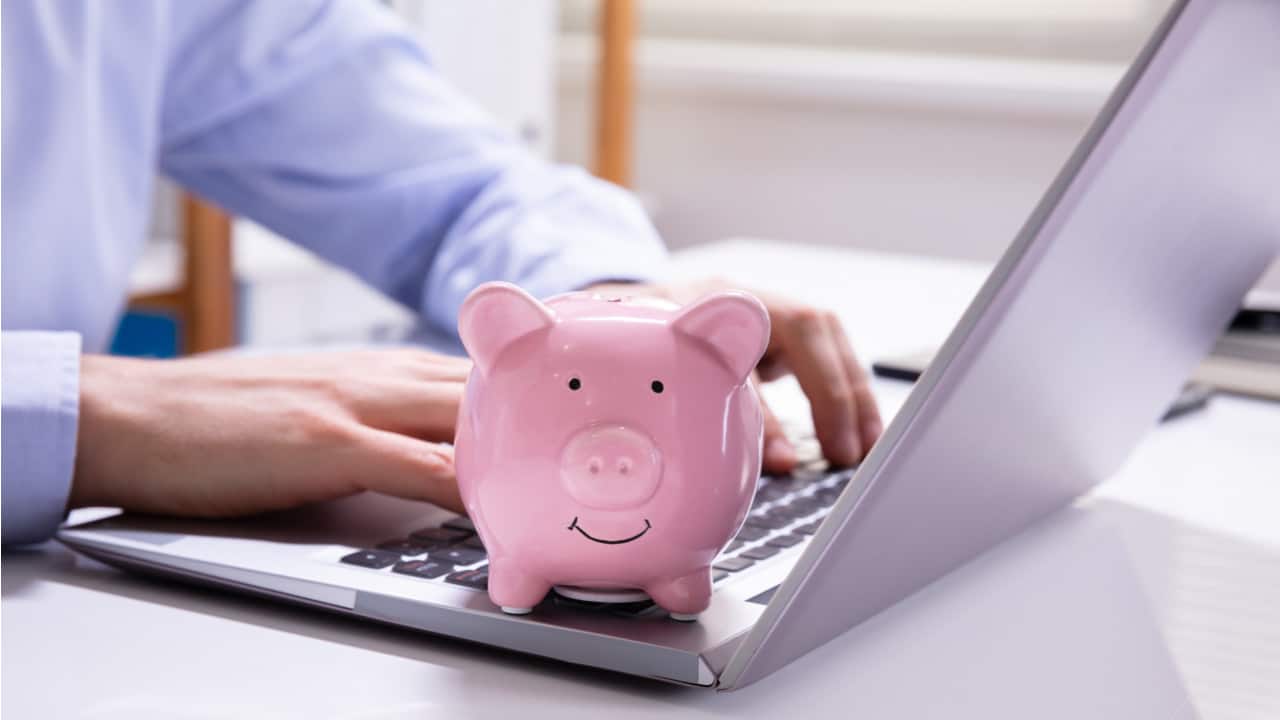 Saiba como começar a investir com R$ 50 ou menos por mês
