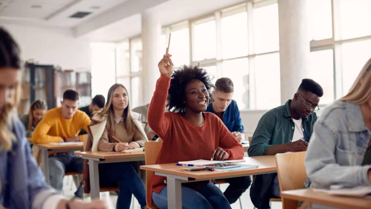 Como abrir uma franquia de ensino superior?