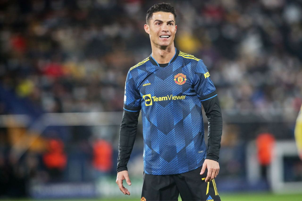 Cristiano Ronaldo é oficialmente o primeiro bilionário do futebol