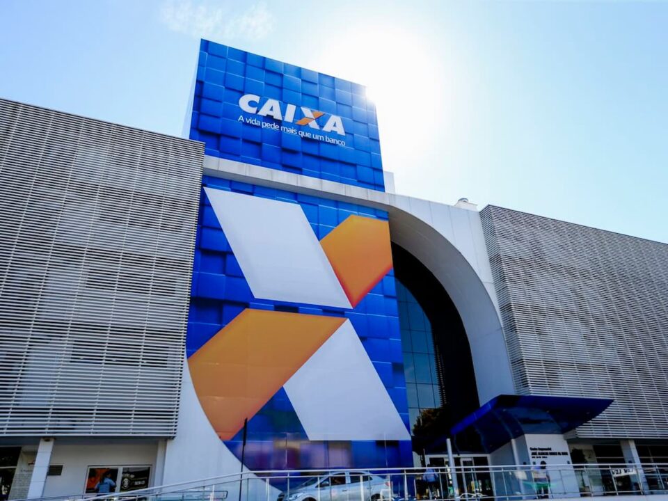 fachada da Caixa Econômica Federal