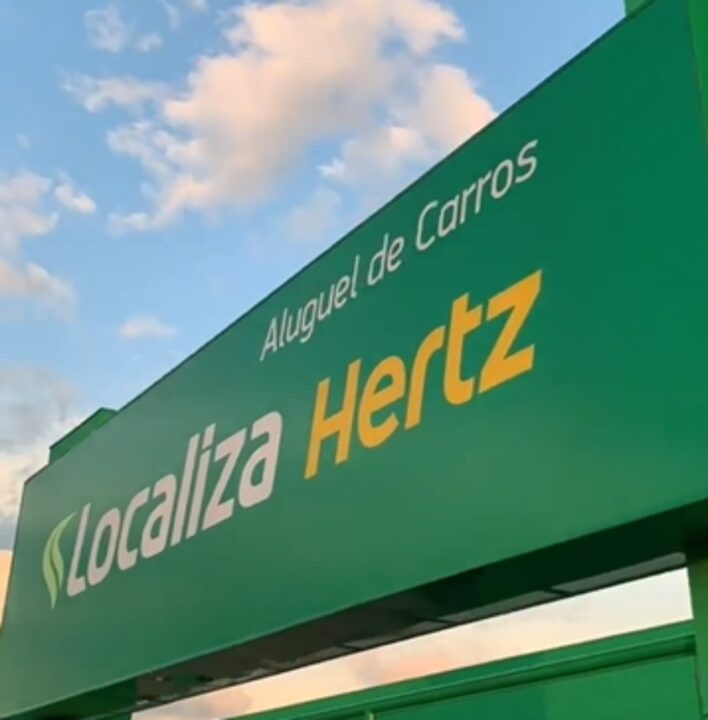fachada de loja da Localiza