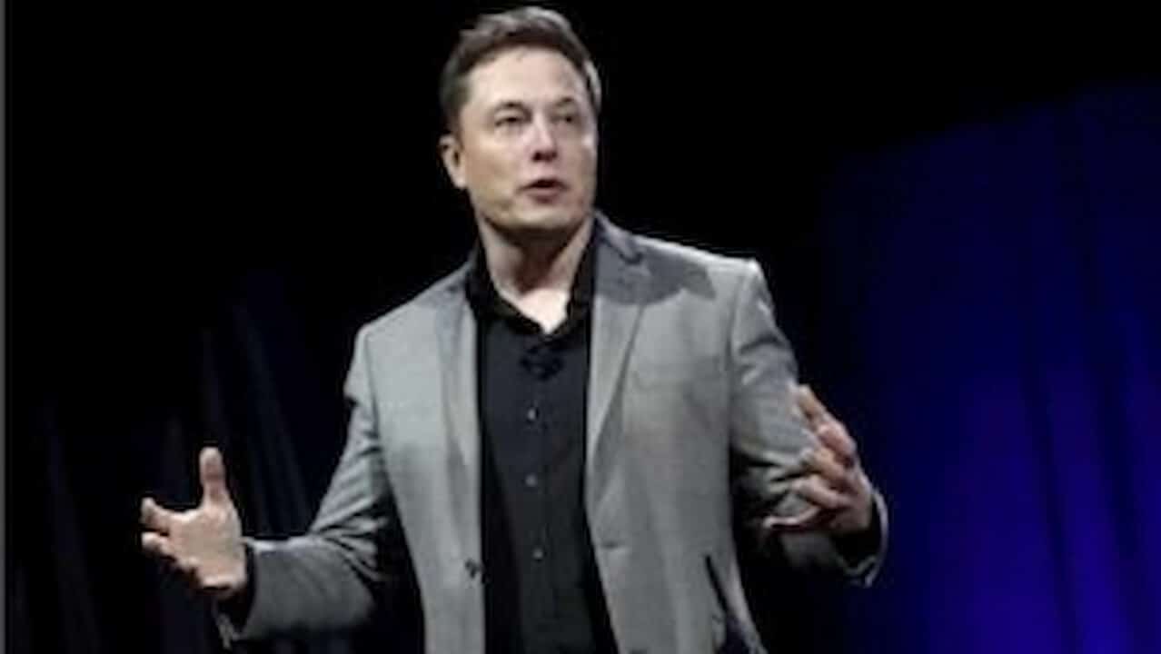 Elon Musk em uma palestra