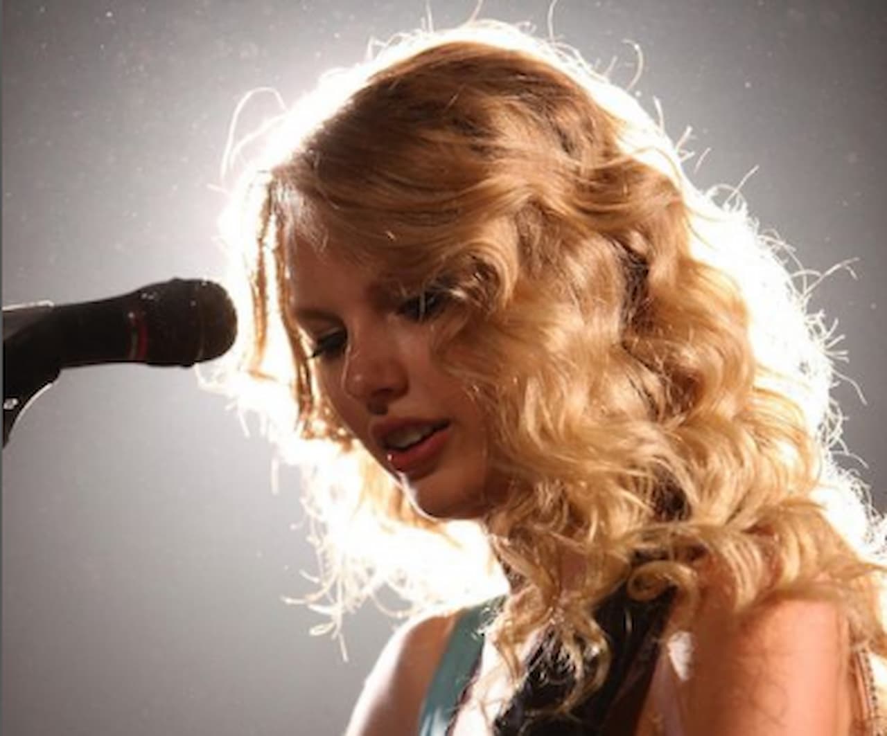 C6 Bank deixa fãs da Taylor Swift animados com anúncio; confira