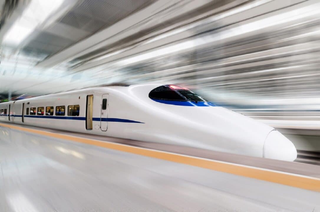 Imagem de um trem-bala em movimento