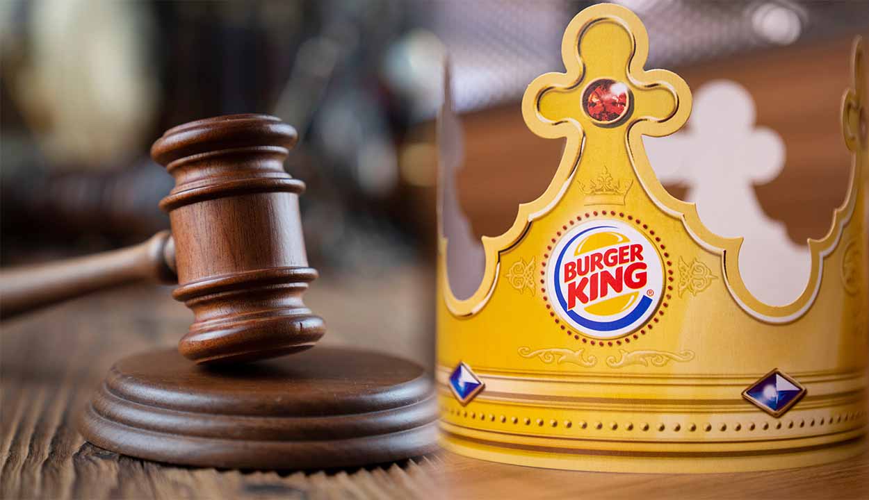 Montagem de um martelo da Justiça e, ao lado, uma coroa de papel do Burger King.