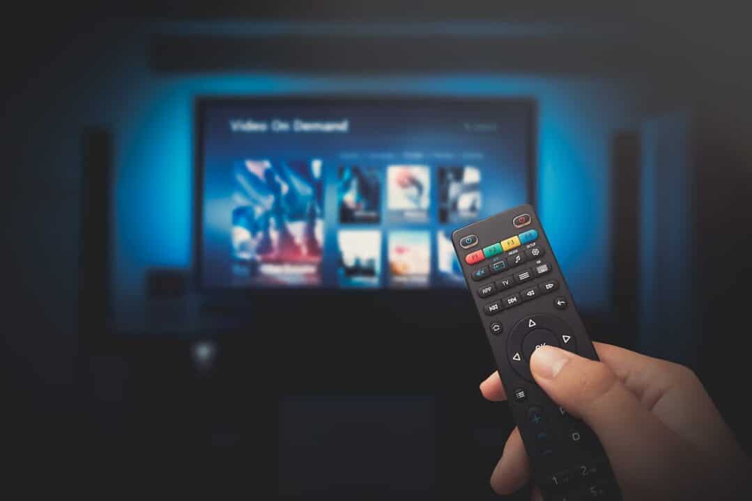 Anúncios em streaming se popularizam e já alcançam mais de 80% do público