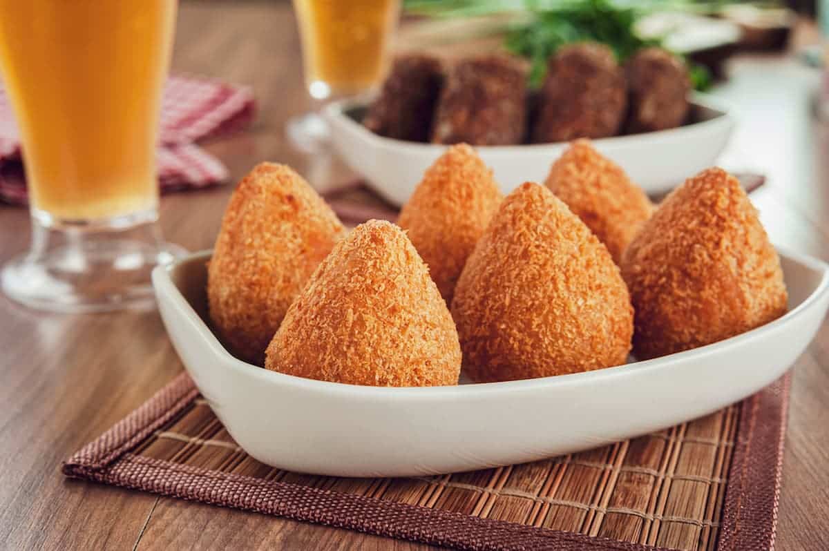 Coxinha de milhões: casal construiu império nos EUA com apenas R$ 900
