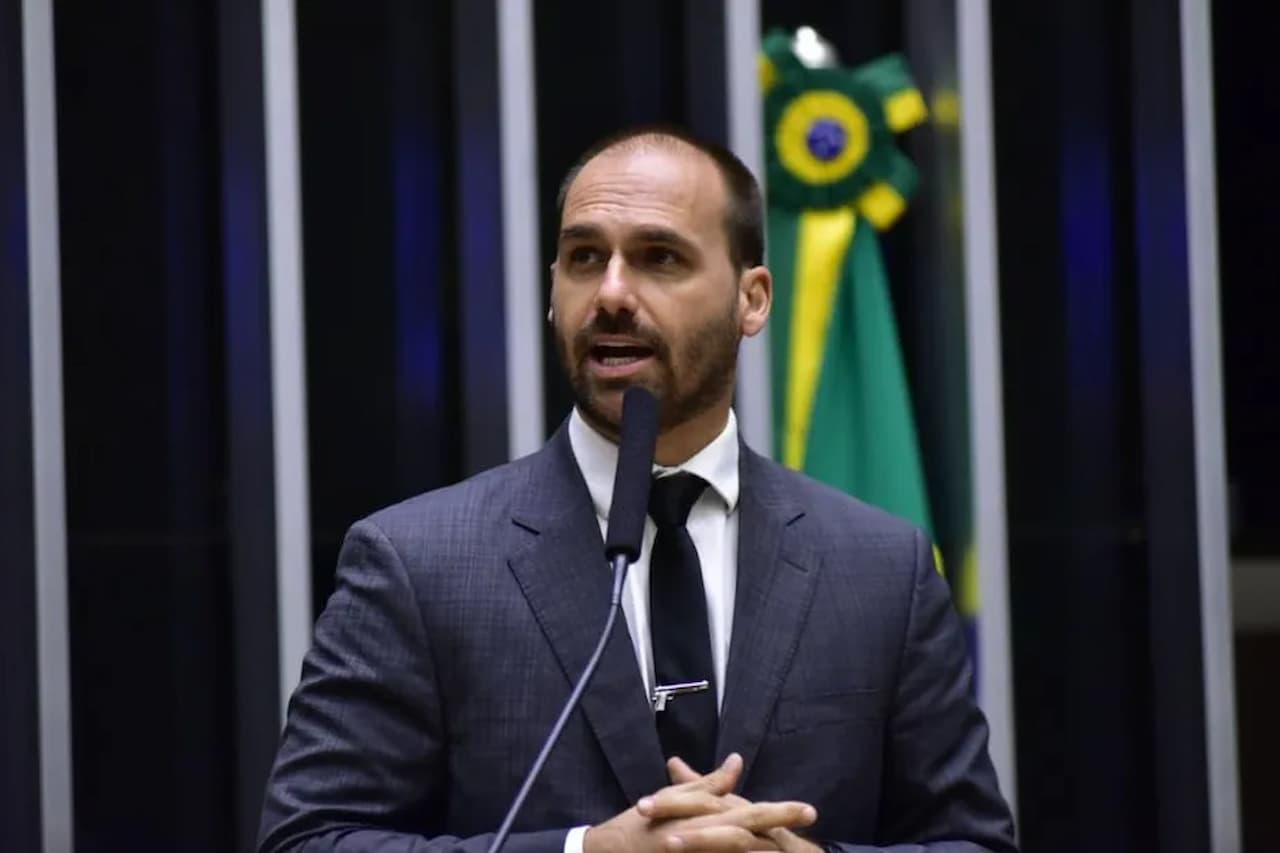 Banco do Brasil acusa Eduardo Bolsonaro de fake news e pede ação da AGU