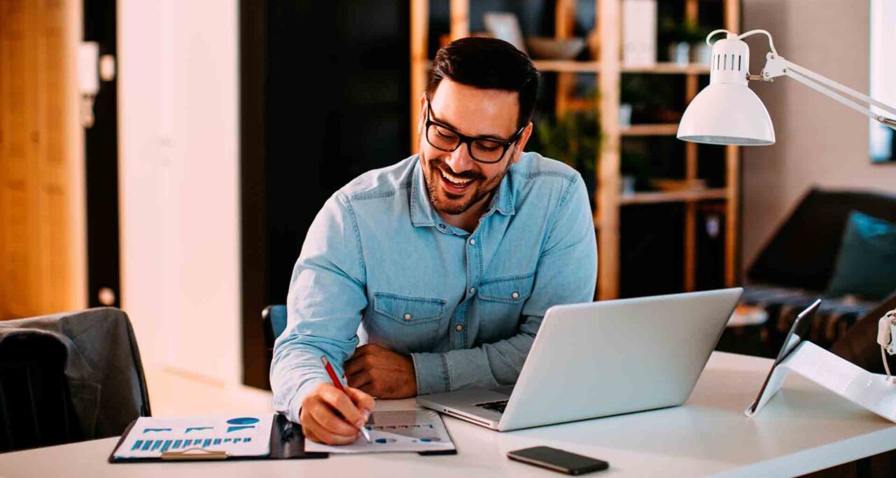 home-office-estos-son-6-tips-para-mejorar-tu-espacio-de-trabajo