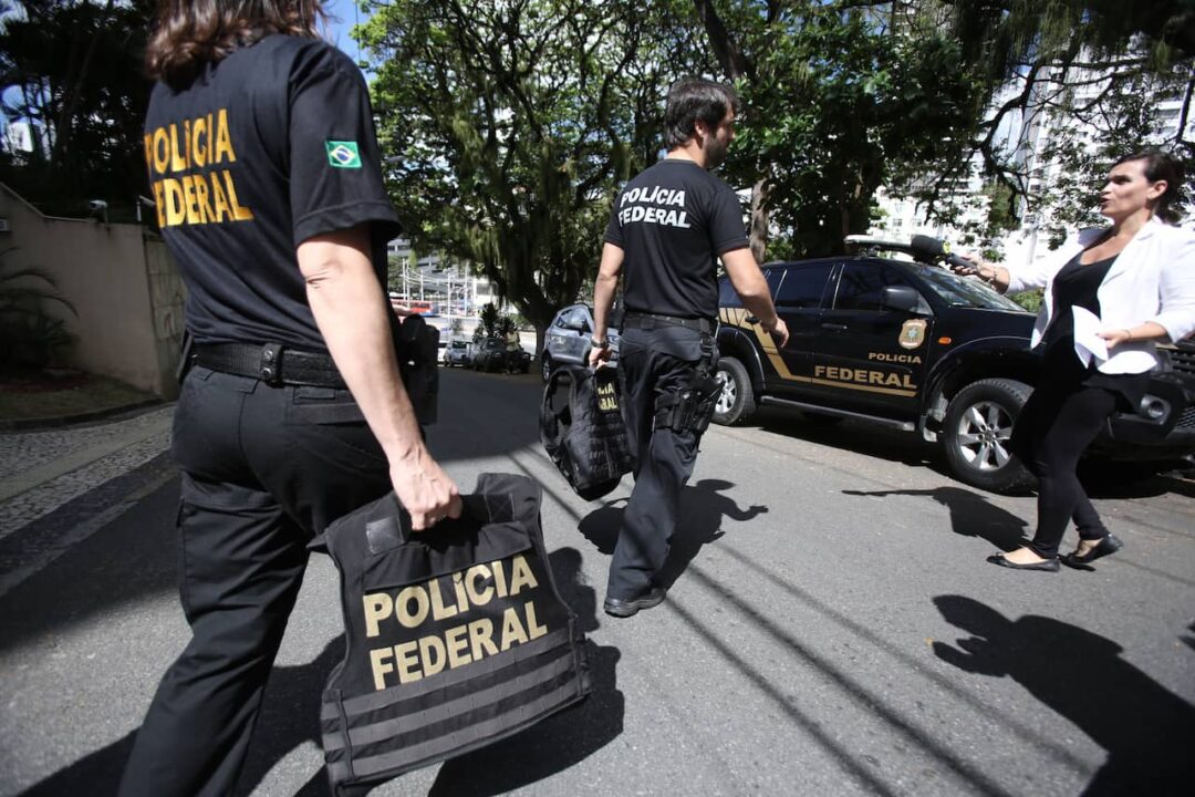 Polícia Federal em operação golpe do seguro