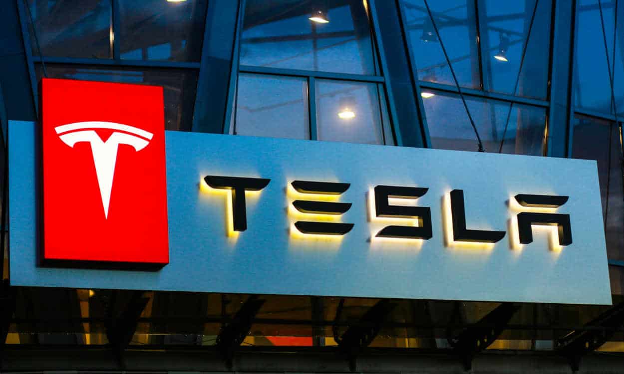 Tesla corta preço do Model 3 para disputar mercado com rivais; saiba mais