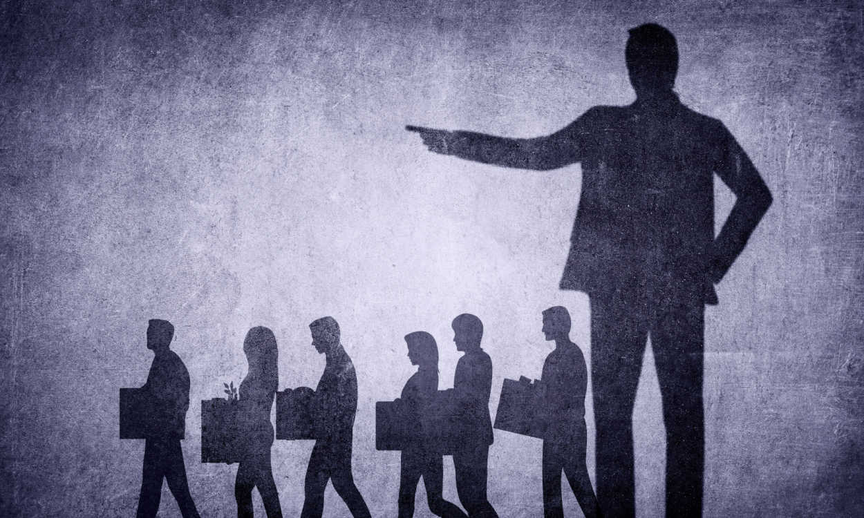 Empresa famosa de roupas faz demissão em massa de trabalhadores