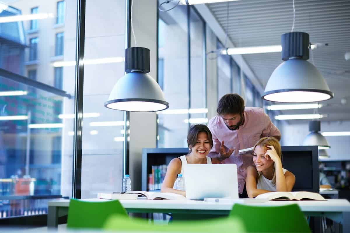 MEI: confira quais as regras para contratar estagiário