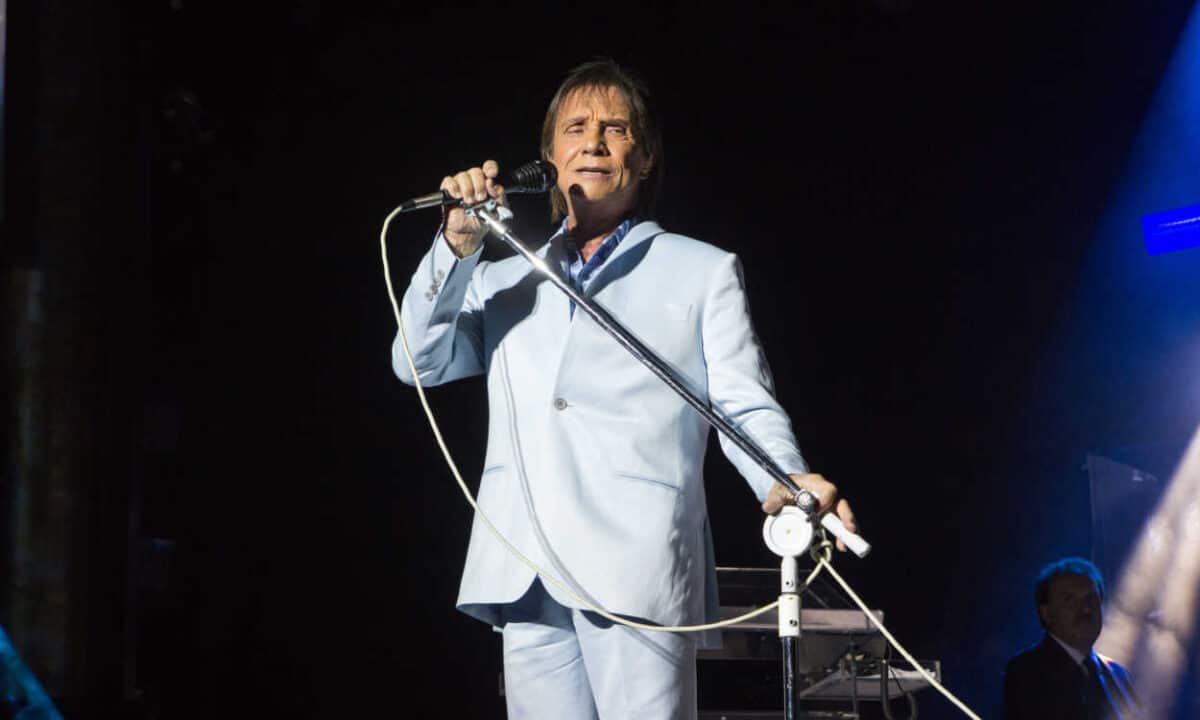 Roberto Carlos durante um show