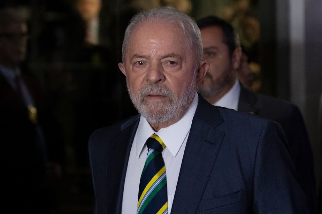 Lula é aconselhado a adotar postura diplomática e evitar disputa pública com eua, diz analista