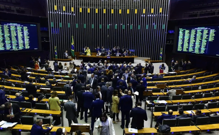 Reforma tributária é aprovada na Câmara dos Deputados