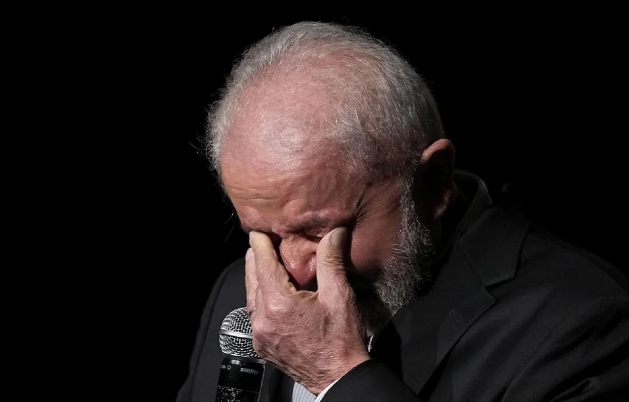 Lula cortou 50% do salário dos professores? Entenda a polêmica
