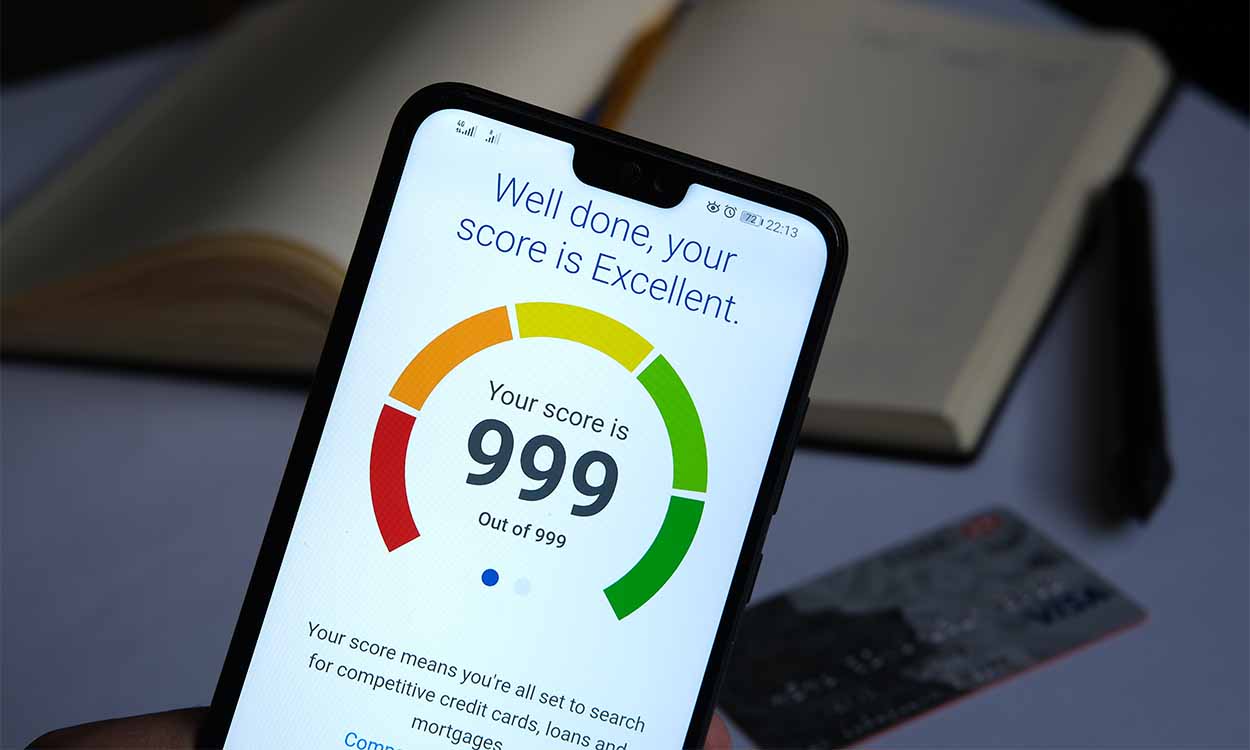 Entenda como a tecnologia pode ajudar a subir o seu score de crédito