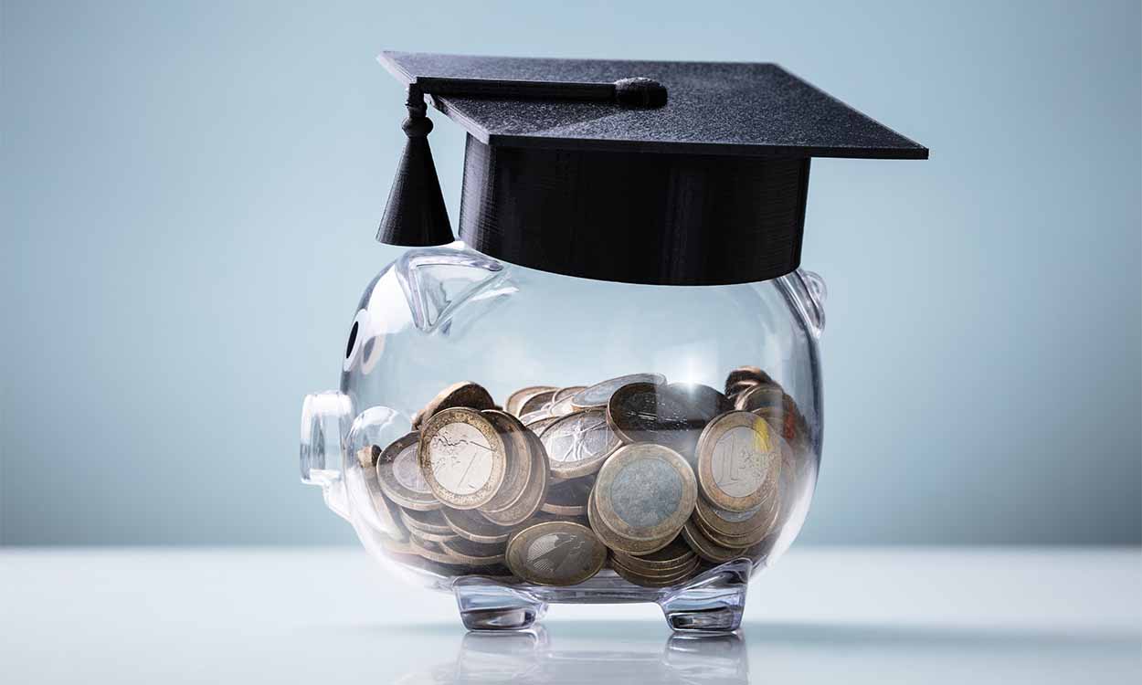Saiba como organizar sua vida financeira para focar só nos estudos para passar em concurso público