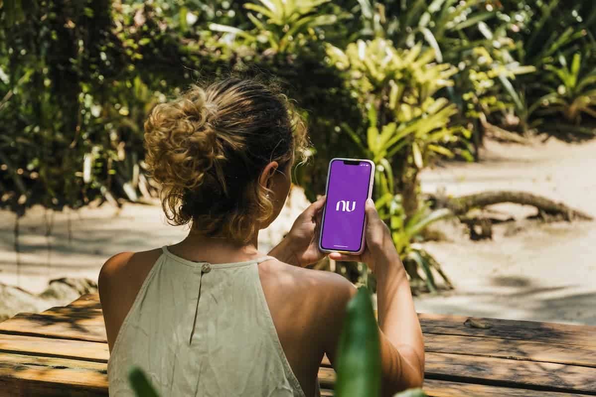 Comunicado importante da Nubank sobre clientes menores de idade