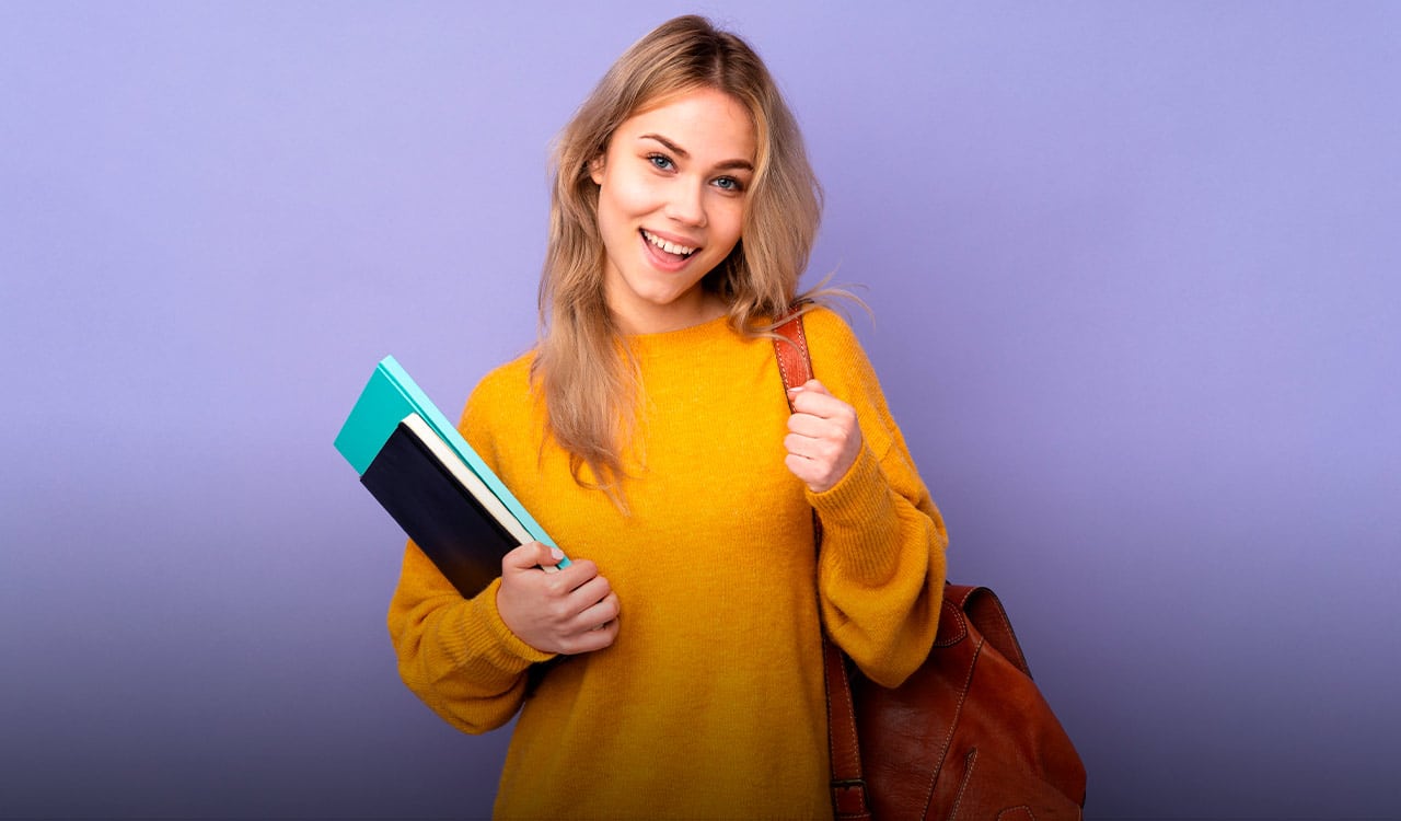 Jovens brasileiros podem ganhar incentivo para estudar com juros ZERO com este programa da Caixa