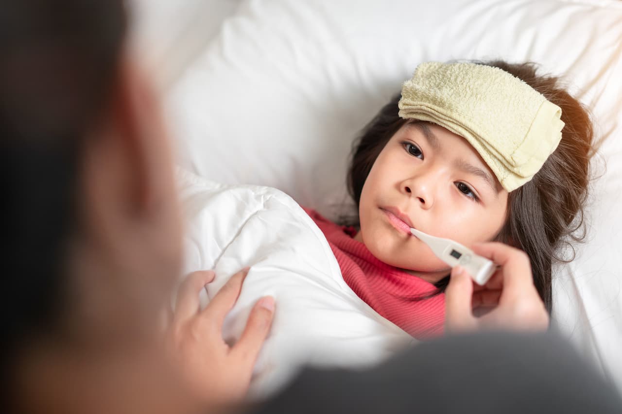 Faltei ao trabalho para levar meu filho ao médico; minha falta será abonada?