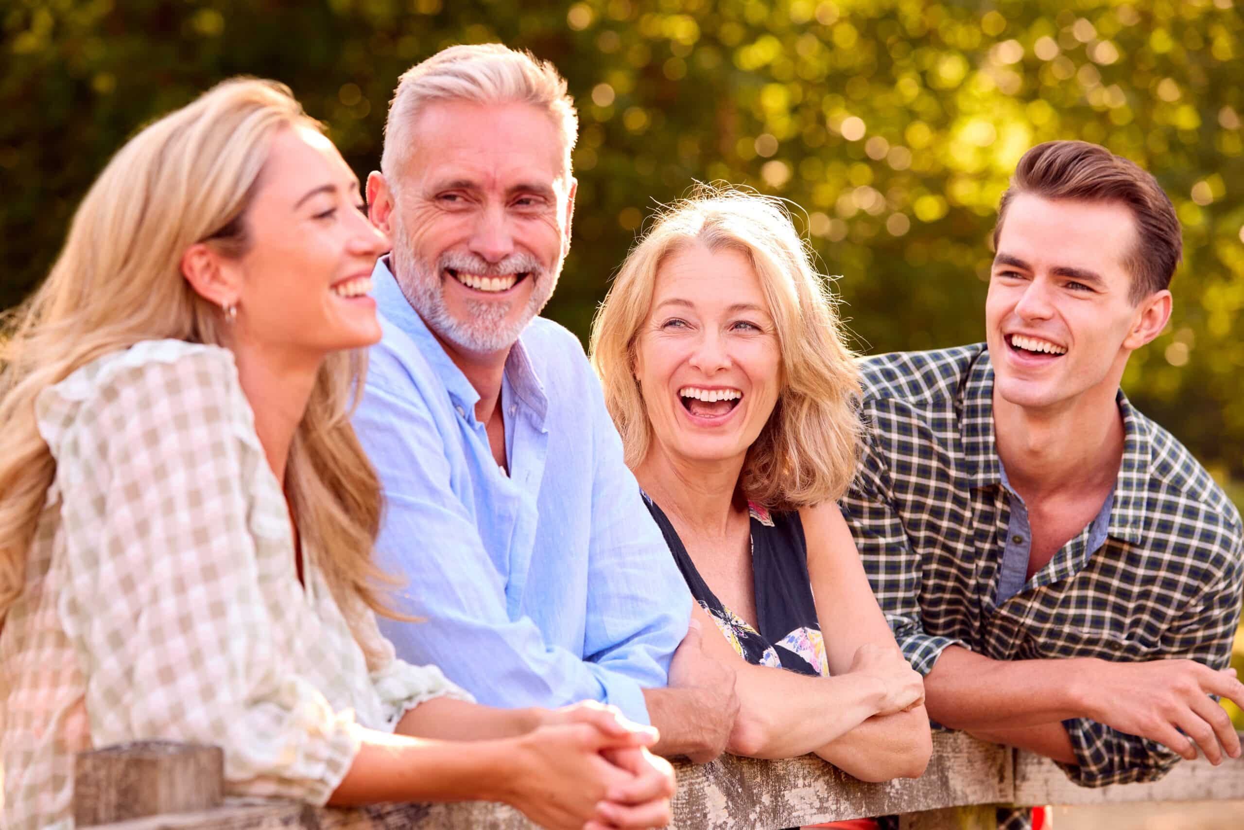 Dia dos Pais: 11 franquias SUPER BARATAS para empreender em família