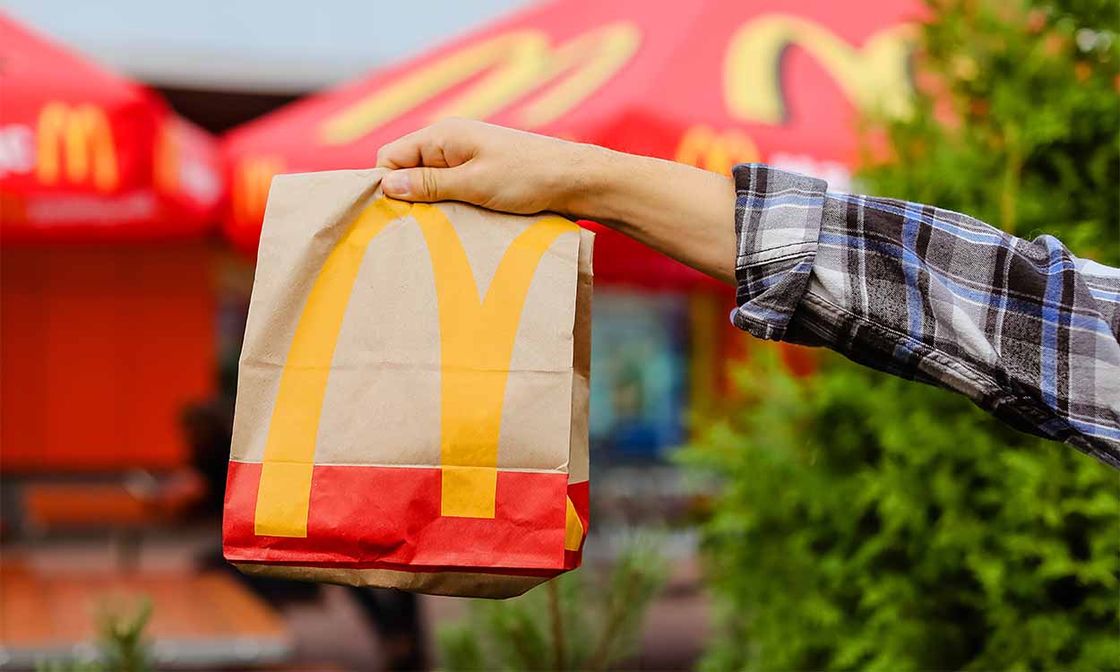 CURIOSIDADE: descubra quanto você deve desembolsar para ser dono de uma franquia Burger King ou McDonald’s no Brasil