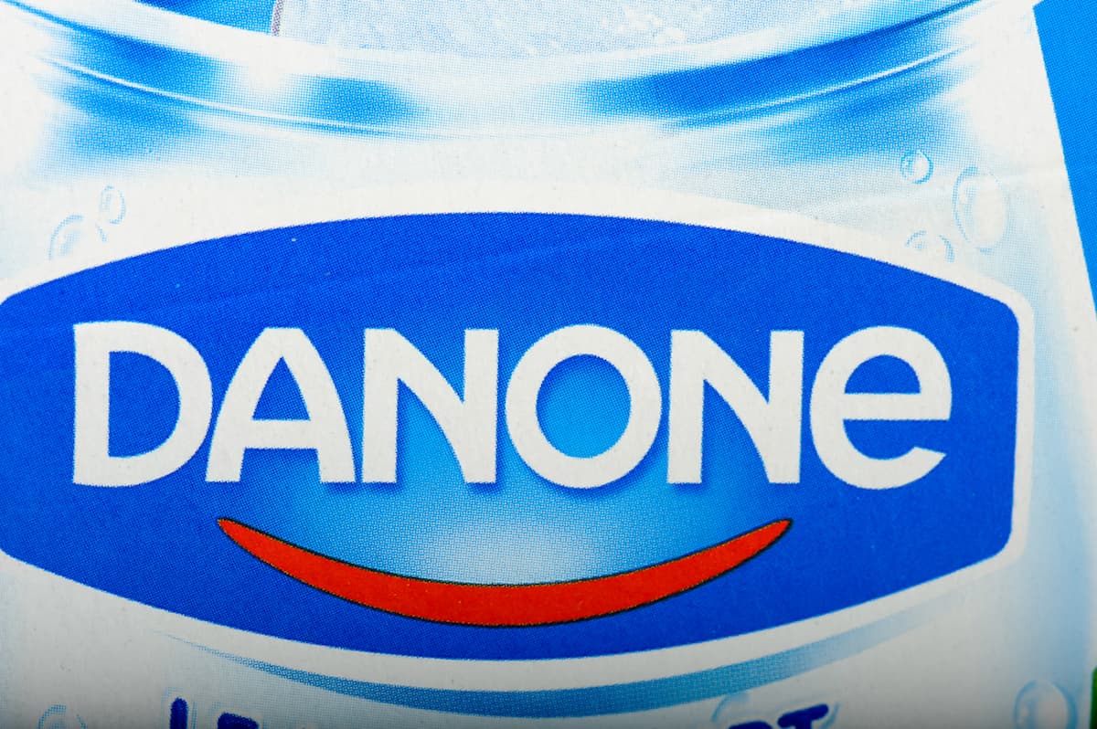 Logo da marca danone no Brasil.