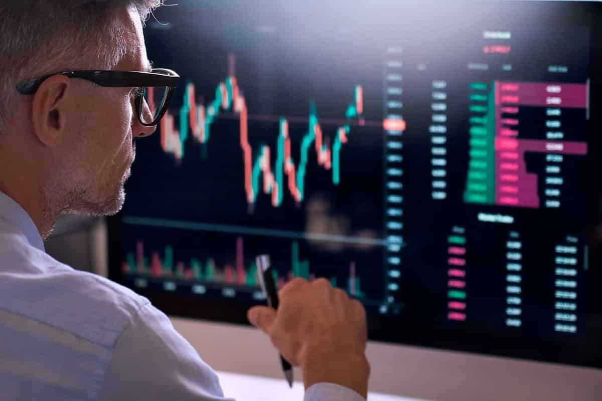 Taxa fixa é destaque no debate sobre pagamentos de assessores
