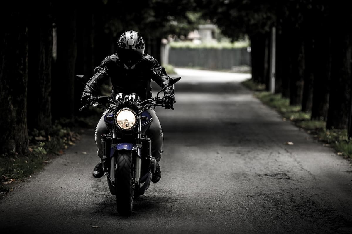 Afinal, como o consórcio de moto funciona? Vale a pena fazer o do C6 Bank?