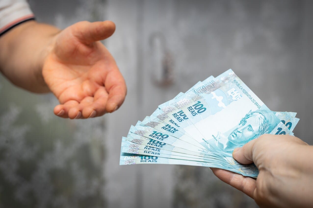 PL que libera empréstimo consignado a beneficiários do auxílio-acidente ganha aprovação