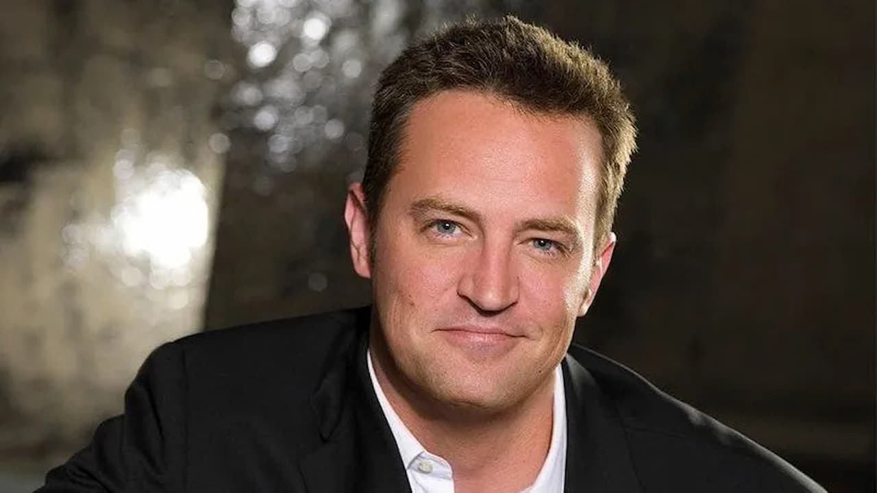Matthew Perry, ator da série Friends, deixa herança milionária.