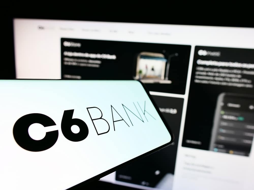 C6 Bank lança renda fixa em dólar com resgate automático