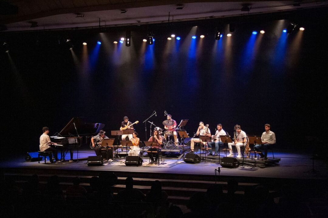 Foto de uma apresentação da da Jazz Combo do Conservatório de Tatuí.