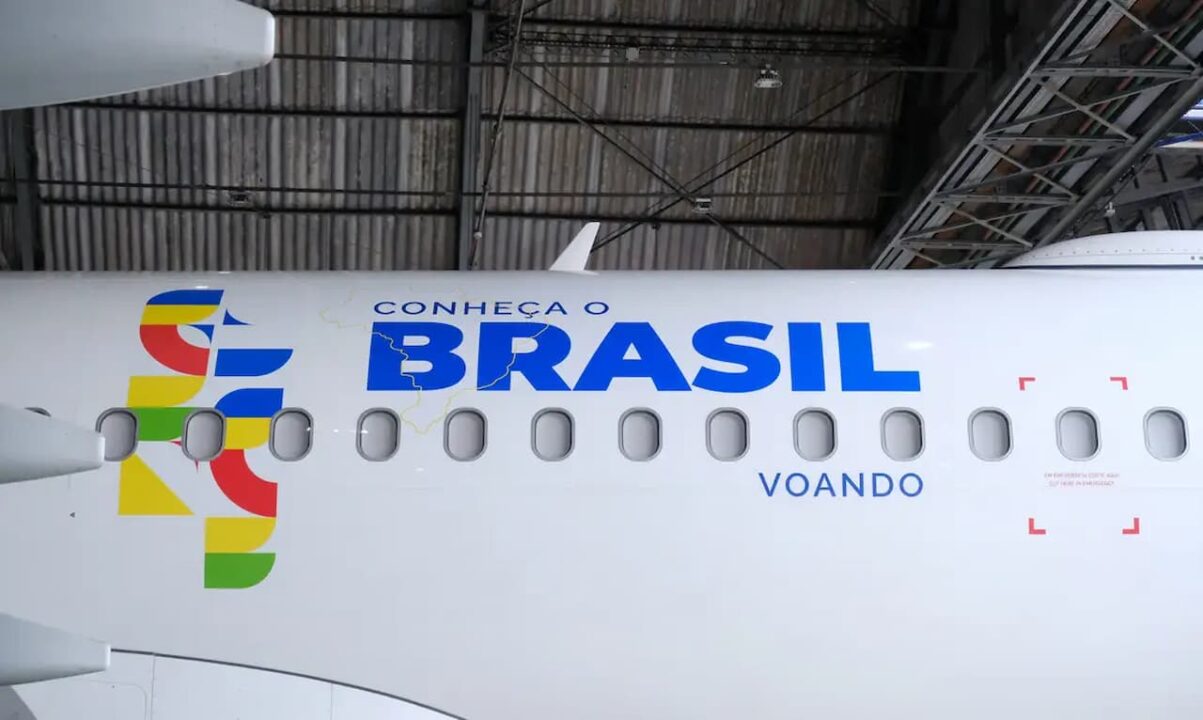 Aeronave adesivada pelo novo programa Conheça o Brasil Voando