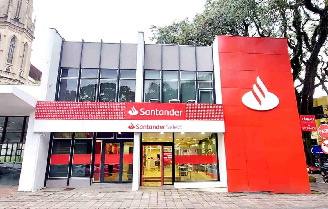 Fachada do Santander Select de Santa Cruz do Sul